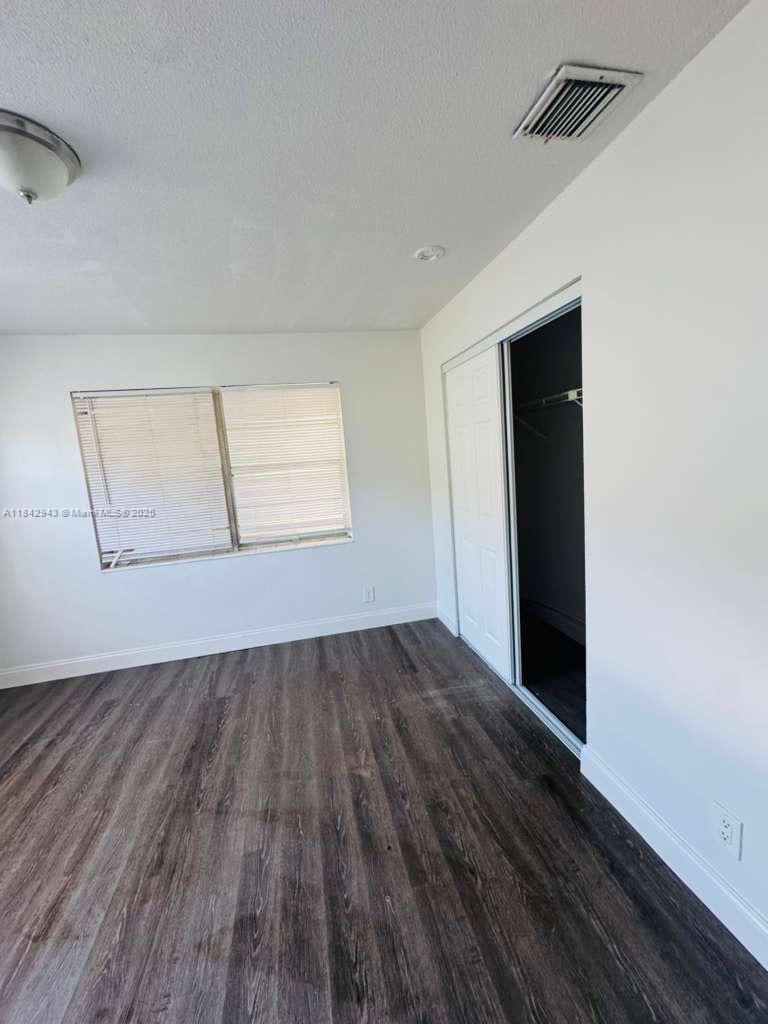JOHNSONS SUB WPB - Residential Lease