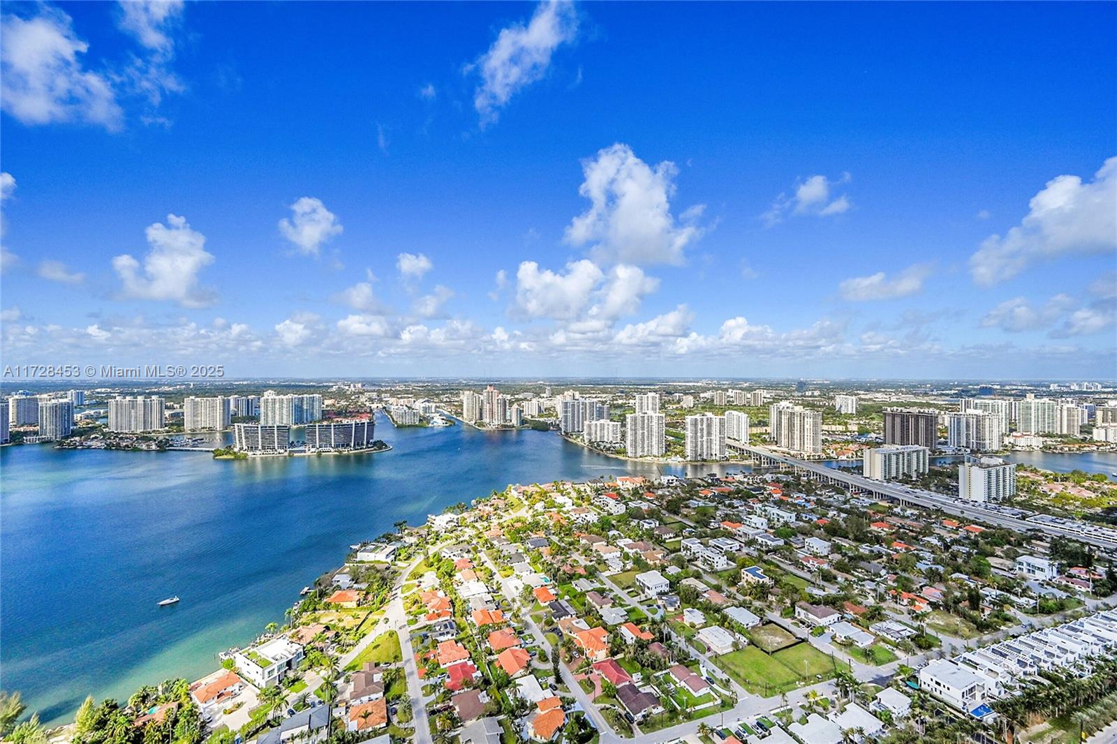 18555 COLLINS AVENUE COND - Residential