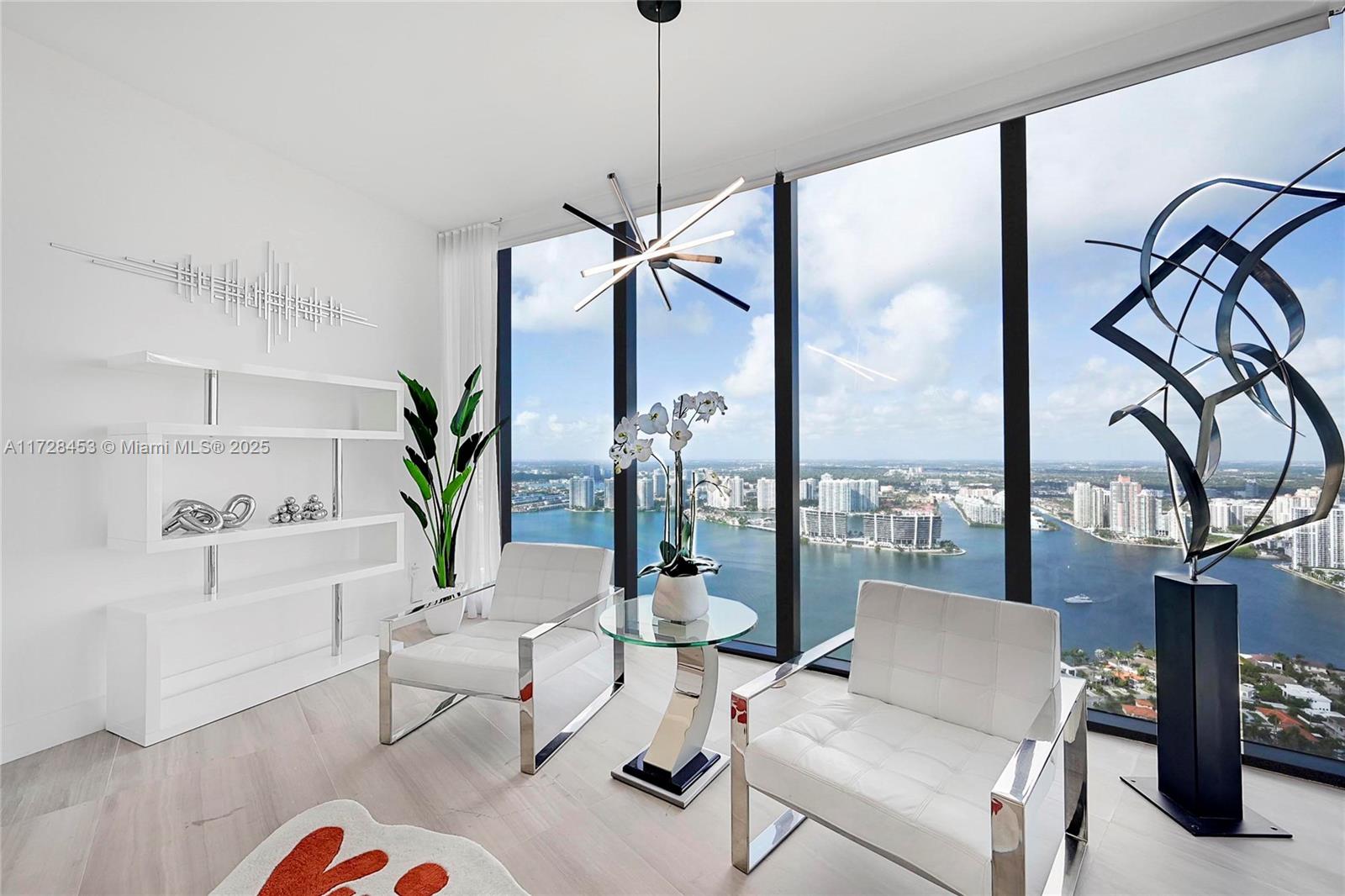 18555 COLLINS AVENUE COND - Residential