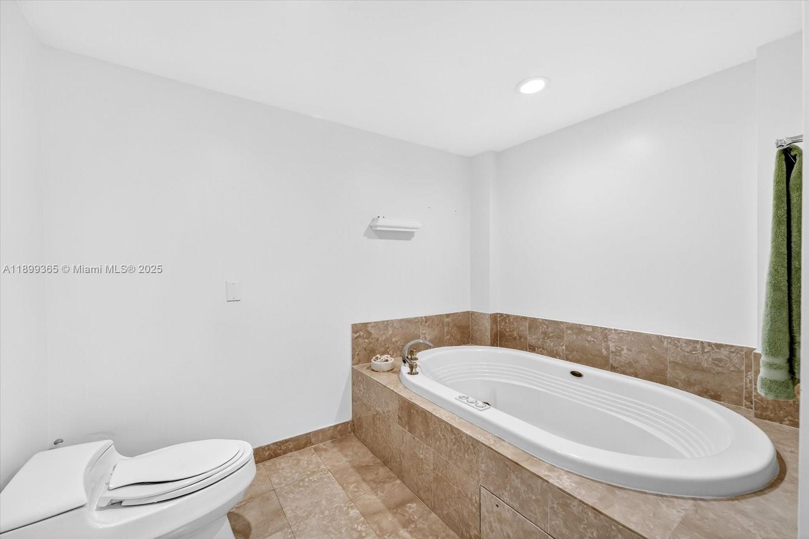 BRISTOL TOWER CONDO - Residential