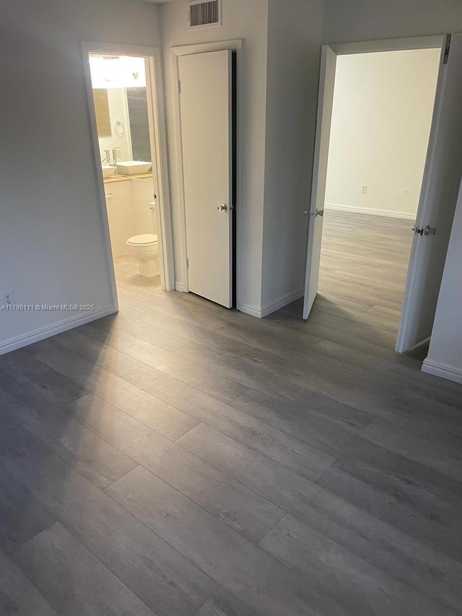 4421 W Mcnab Rd 15