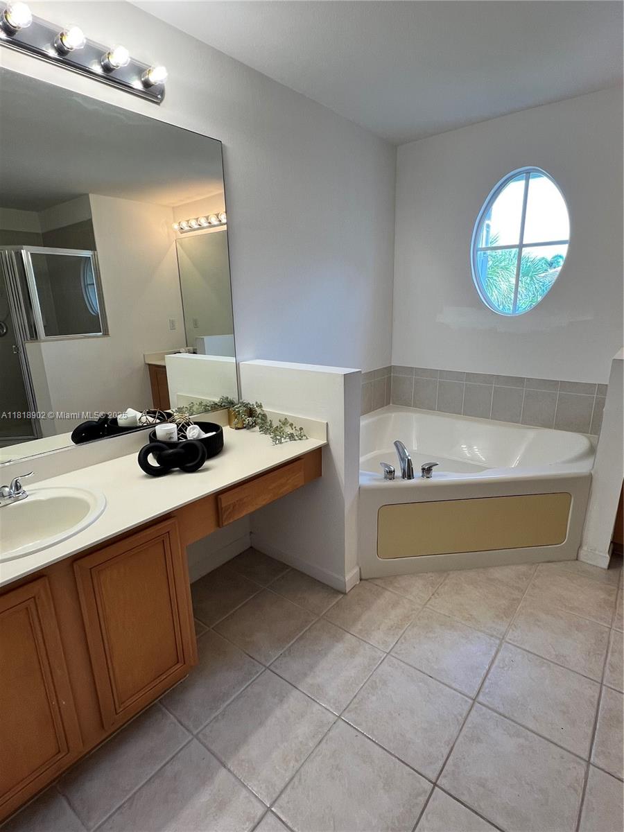 ANTHONY GROVES PH 1 - Residential Lease