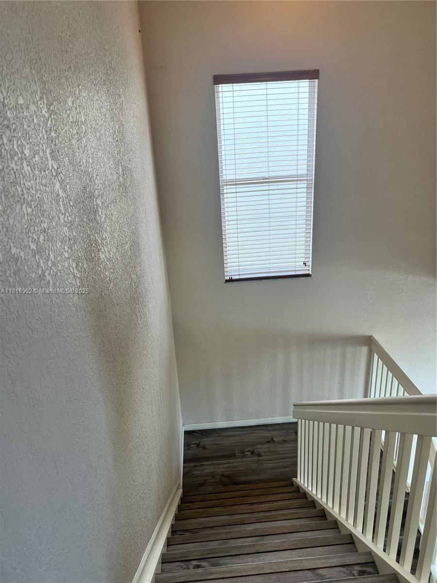 ANTHONY GROVES PH 1 - Residential Lease