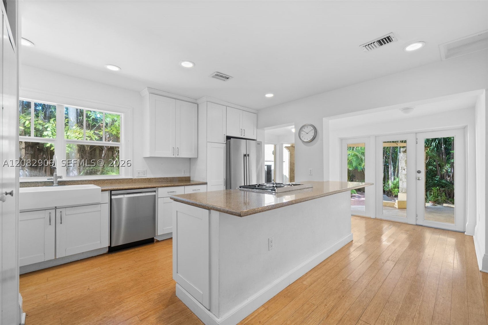 2521 Inagua Ave, Miami, FL, 33133 4 2521 Inagua Ave