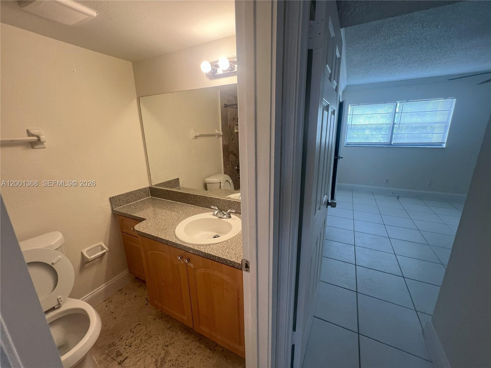 CORAL SPRINGS ESTATE TOWN - Residential Lease