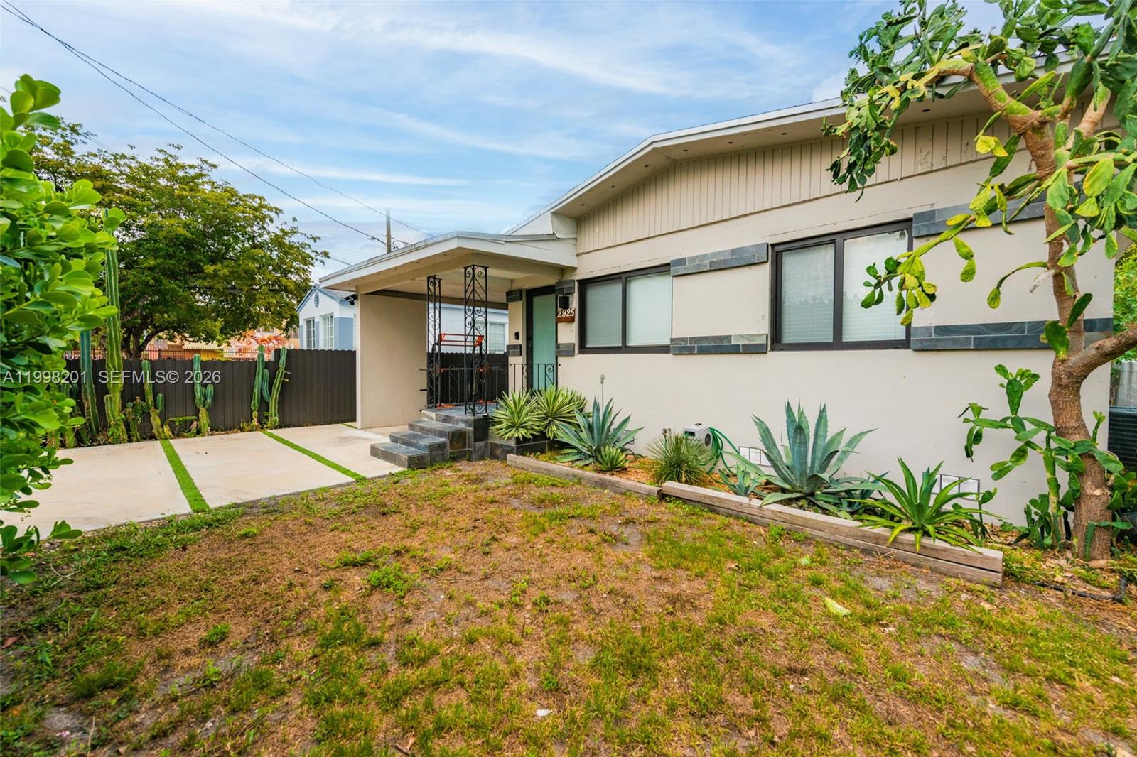 SANTA CLARA SUB - Residential Lease