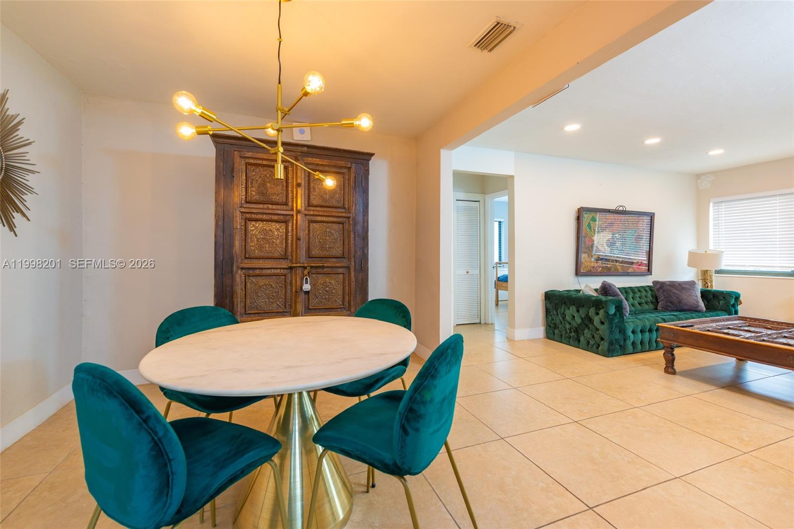 SANTA CLARA SUB - Residential Lease