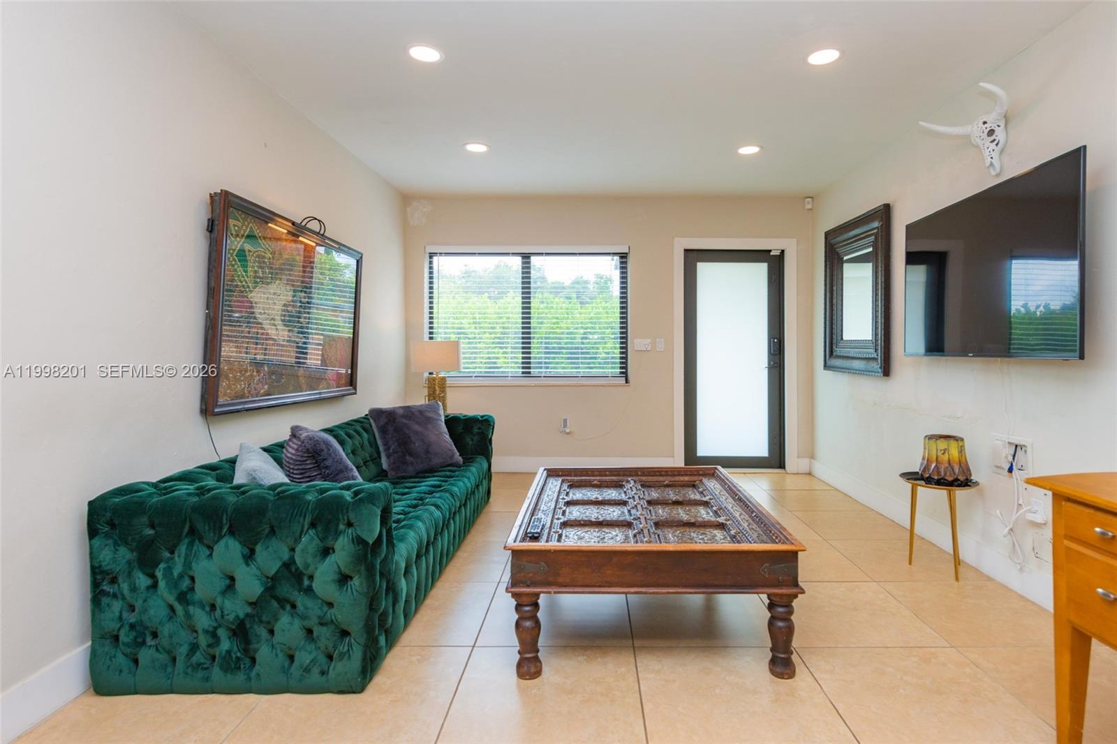 SANTA CLARA SUB - Residential Lease