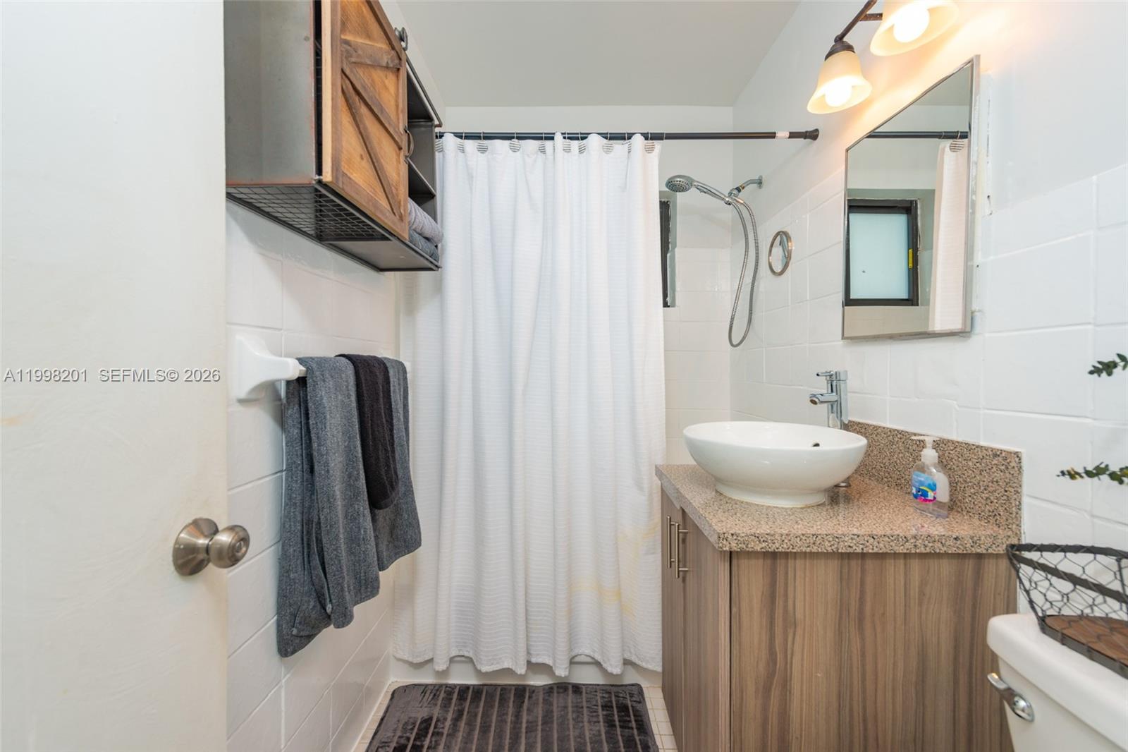 SANTA CLARA SUB - Residential Lease