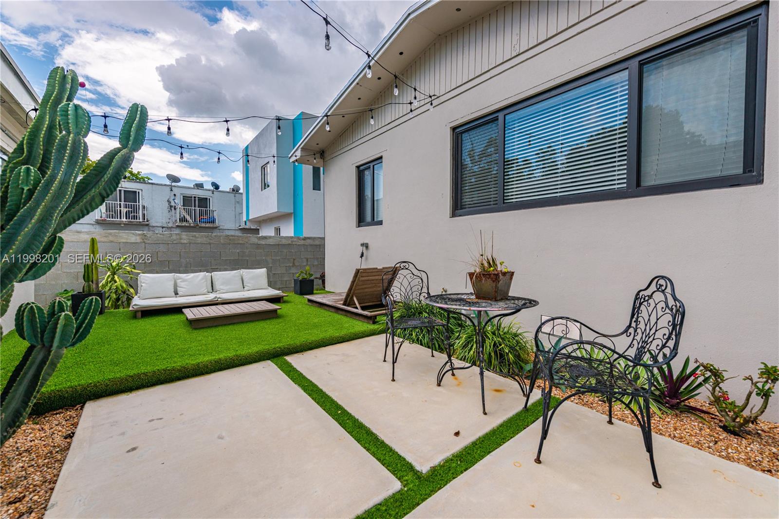 SANTA CLARA SUB - Residential Lease