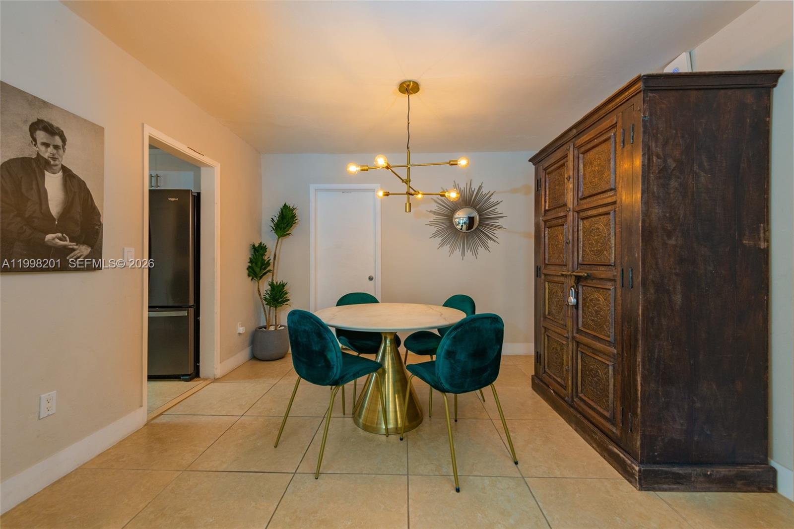 SANTA CLARA SUB - Residential Lease