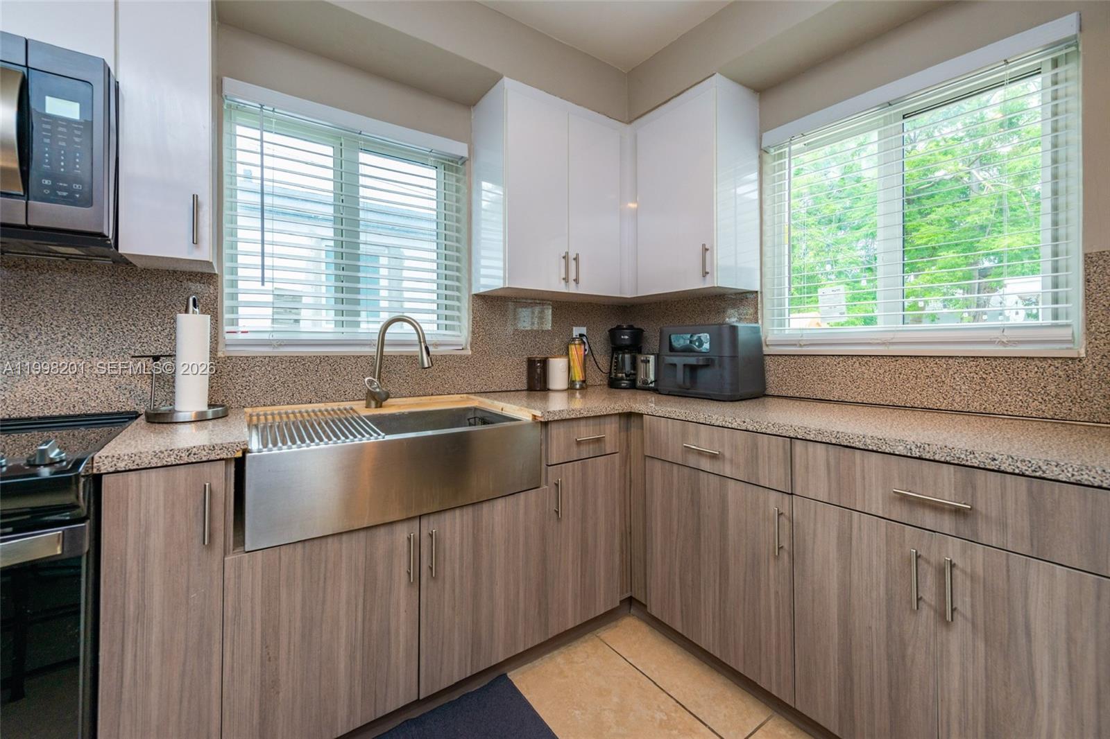 SANTA CLARA SUB - Residential Lease