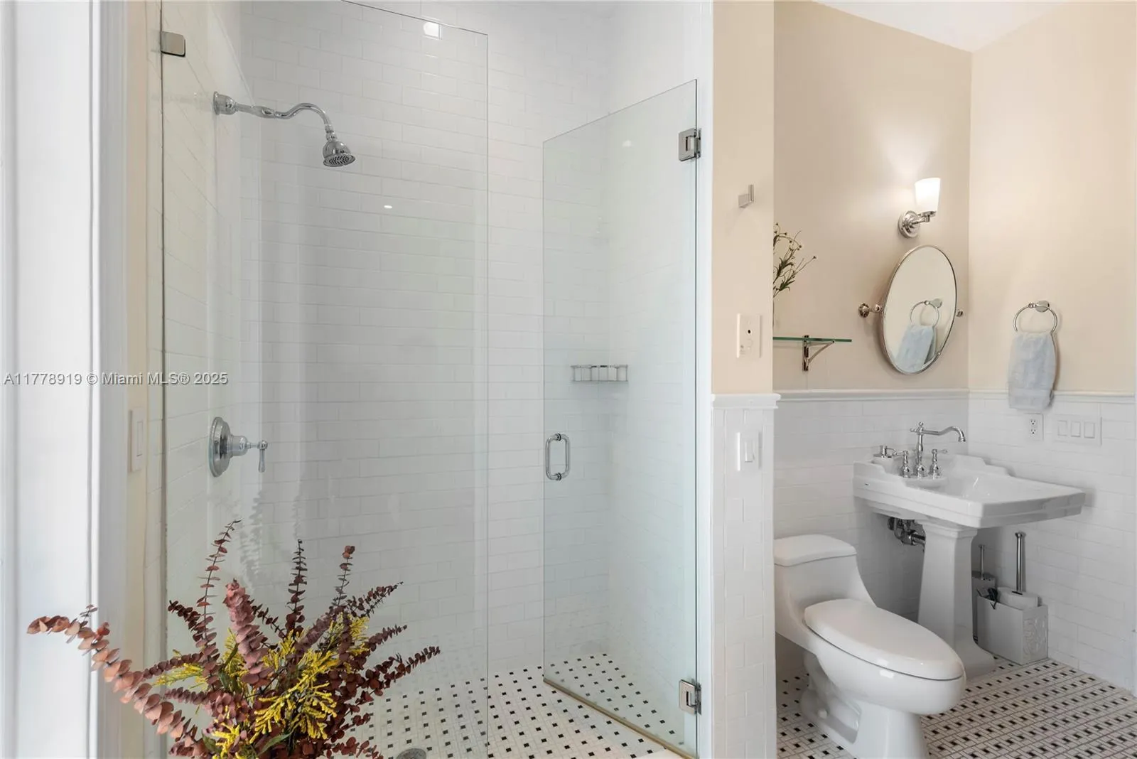 Pinecrest, Florida 33156, United States, 7 Bedrooms Bedrooms, ,7 BathroomsBathrooms,Residential,Active,103911