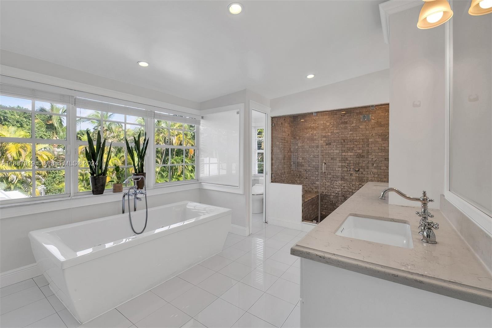 MIAMI SHORES SEC 4 AMD PL - Residential