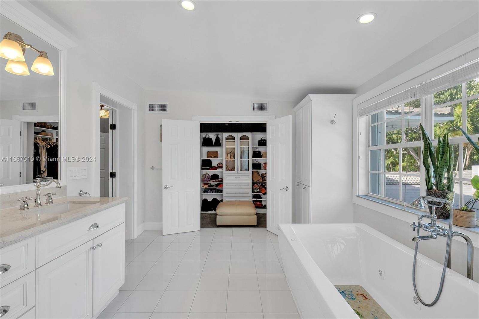 MIAMI SHORES SEC 4 AMD PL - Residential