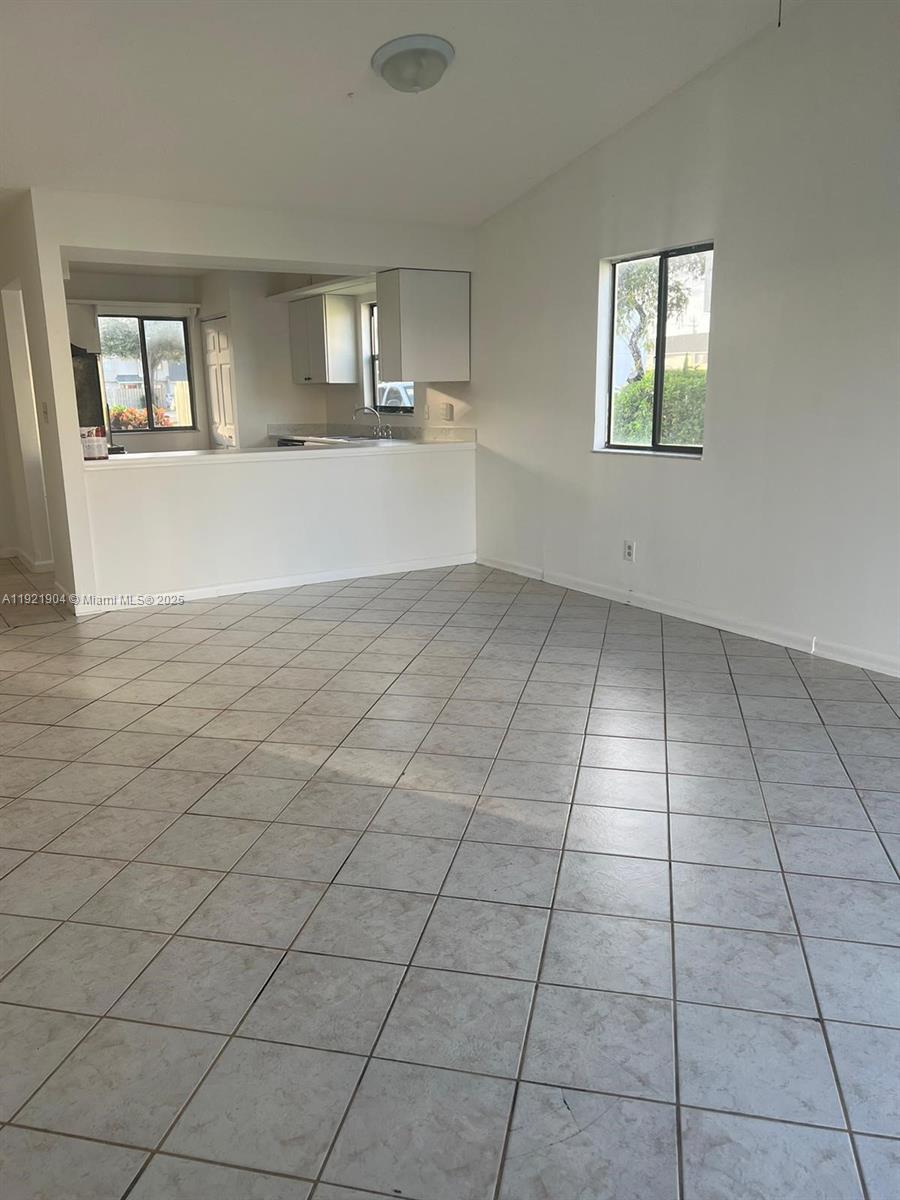 CANALAKE - Residential Lease