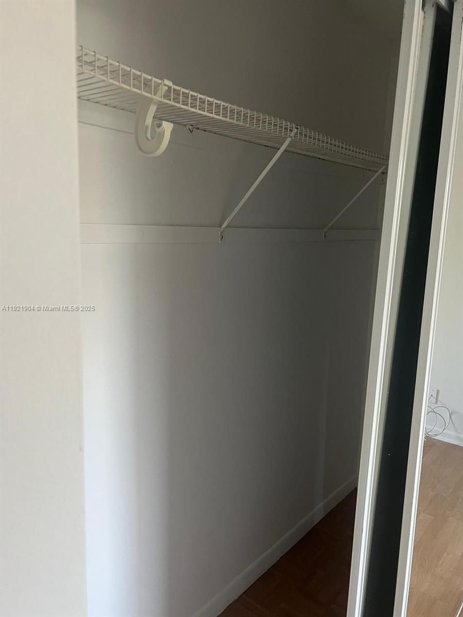 CANALAKE - Residential Lease