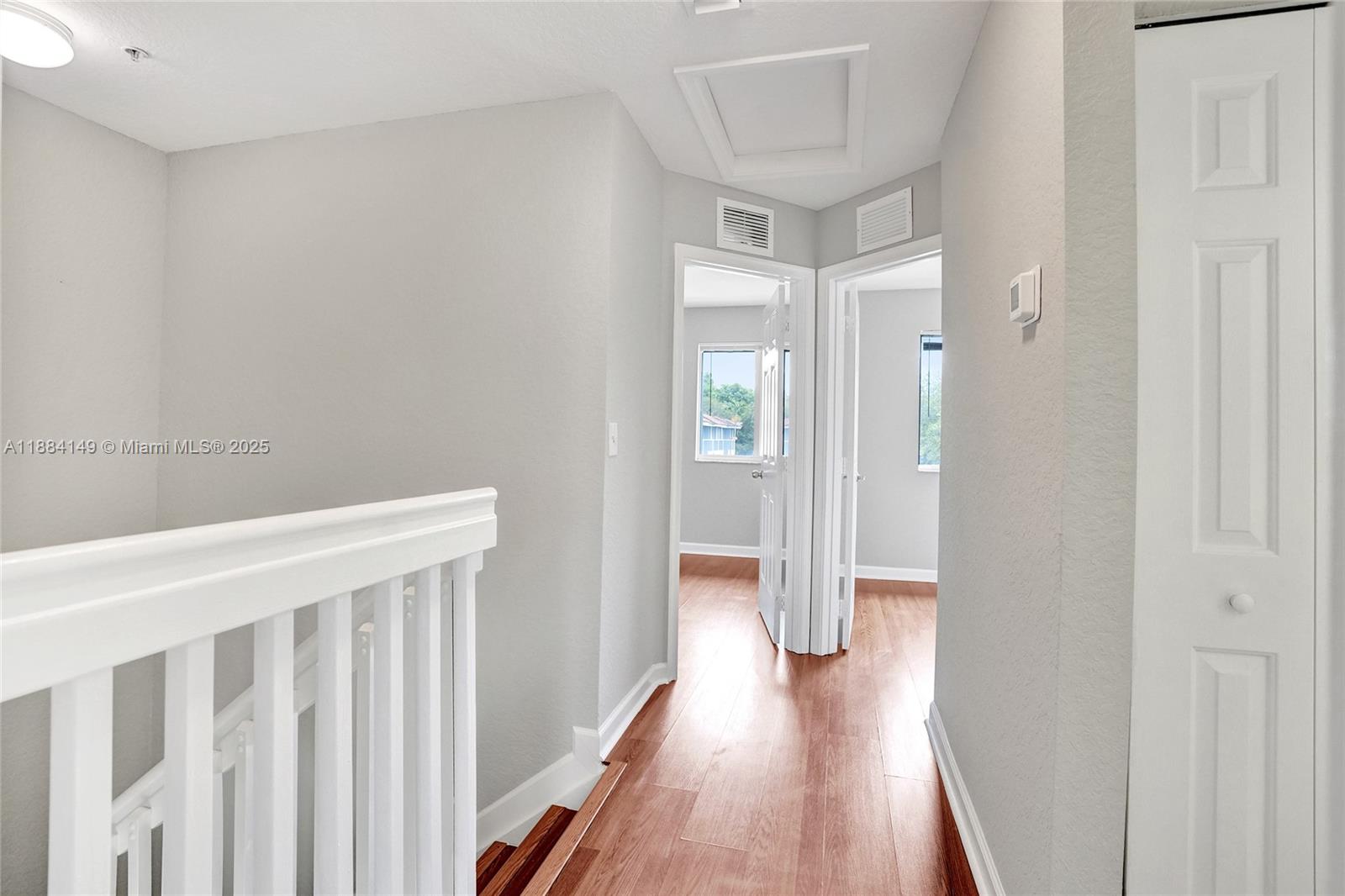 HOLLYWOOD RIDGE FARMS 2-1 - Residential Lease