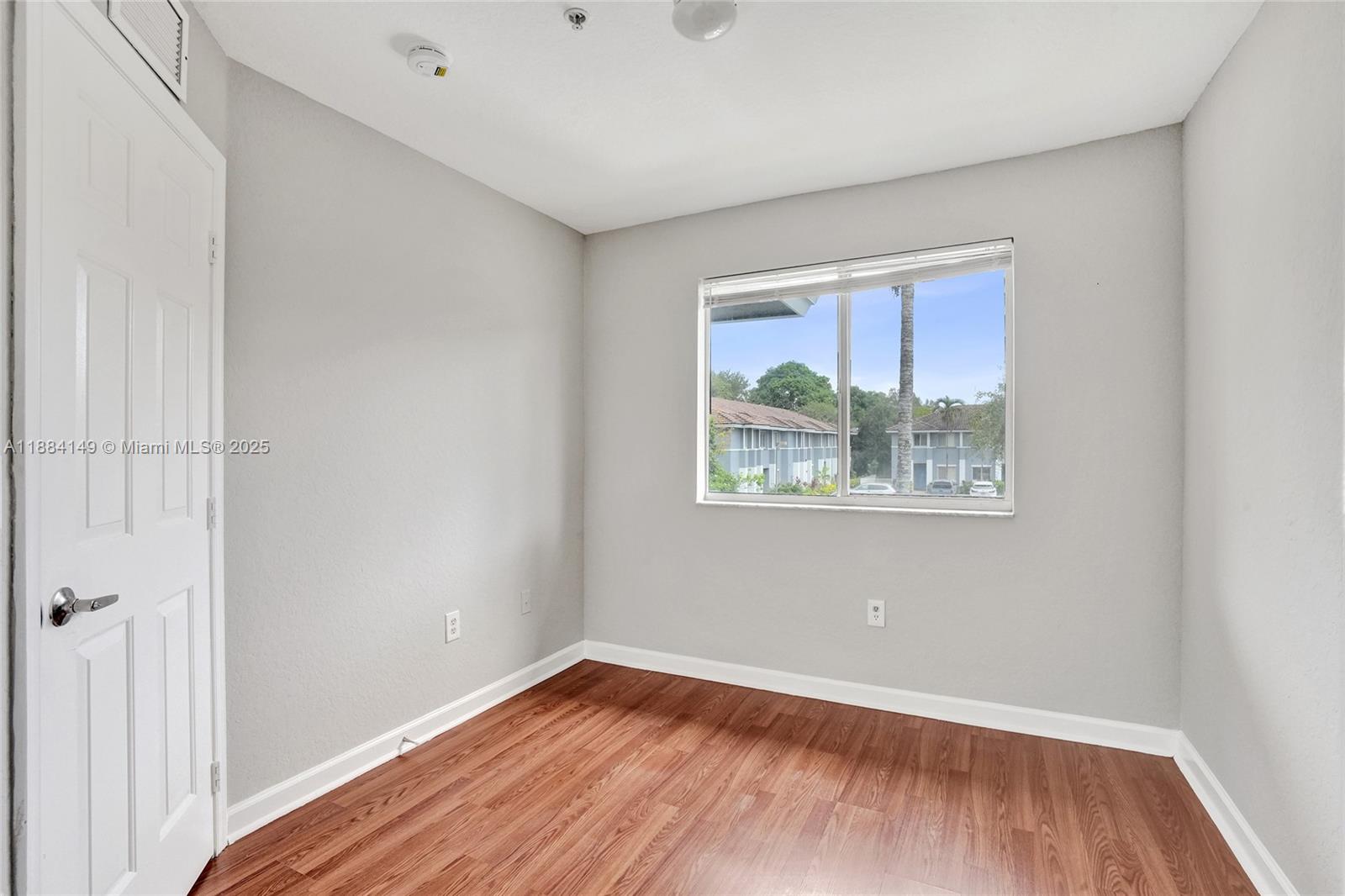 HOLLYWOOD RIDGE FARMS 2-1 - Residential Lease