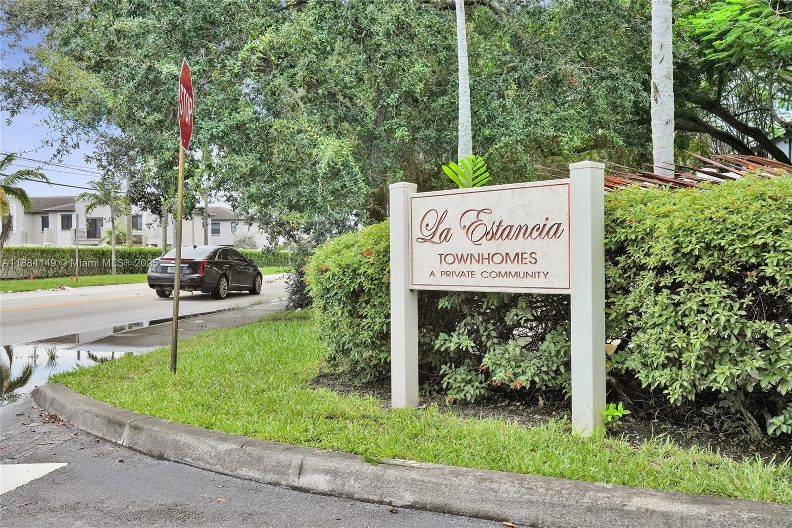 HOLLYWOOD RIDGE FARMS 2-1 - Residential Lease