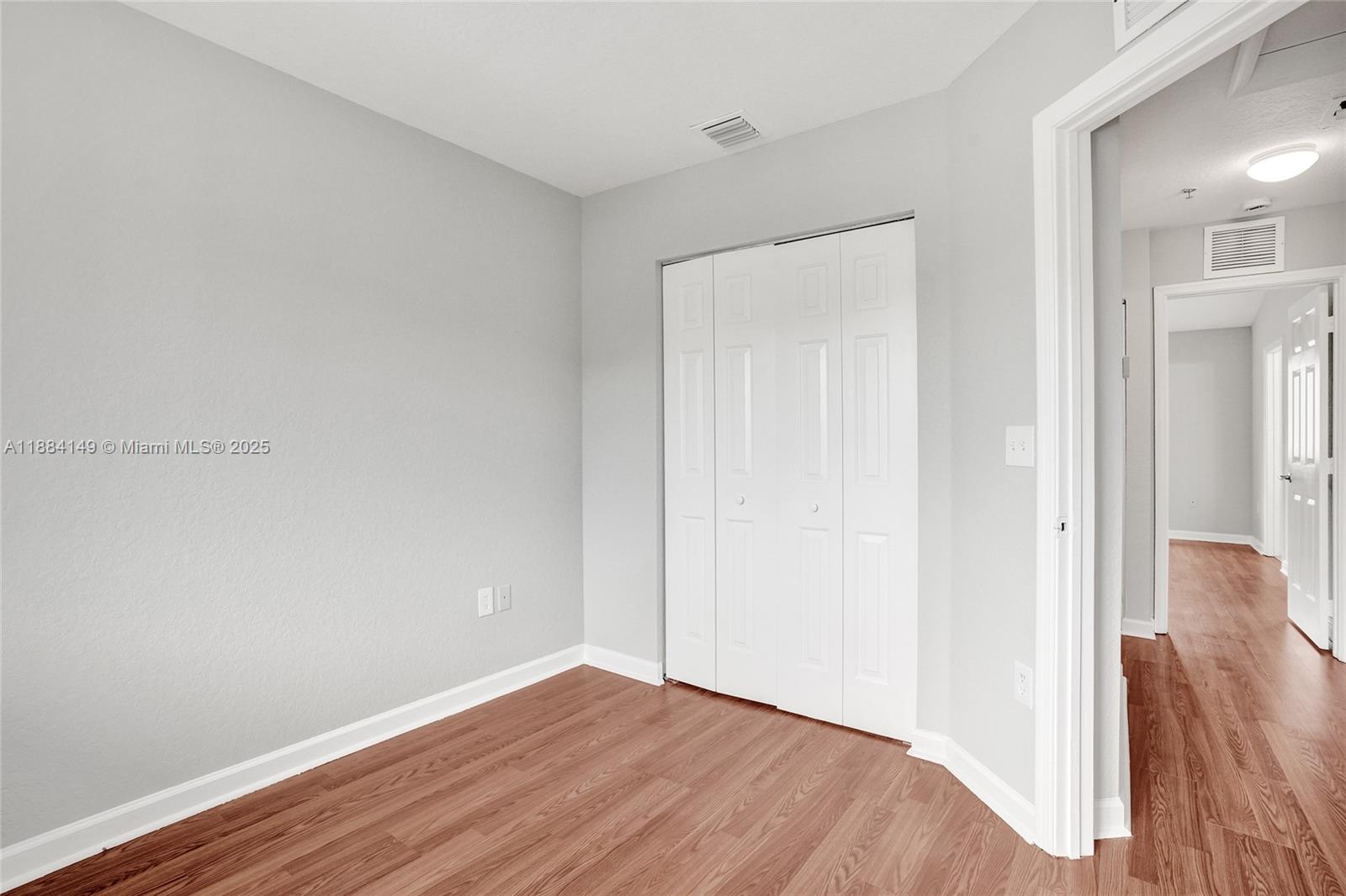 HOLLYWOOD RIDGE FARMS 2-1 - Residential Lease