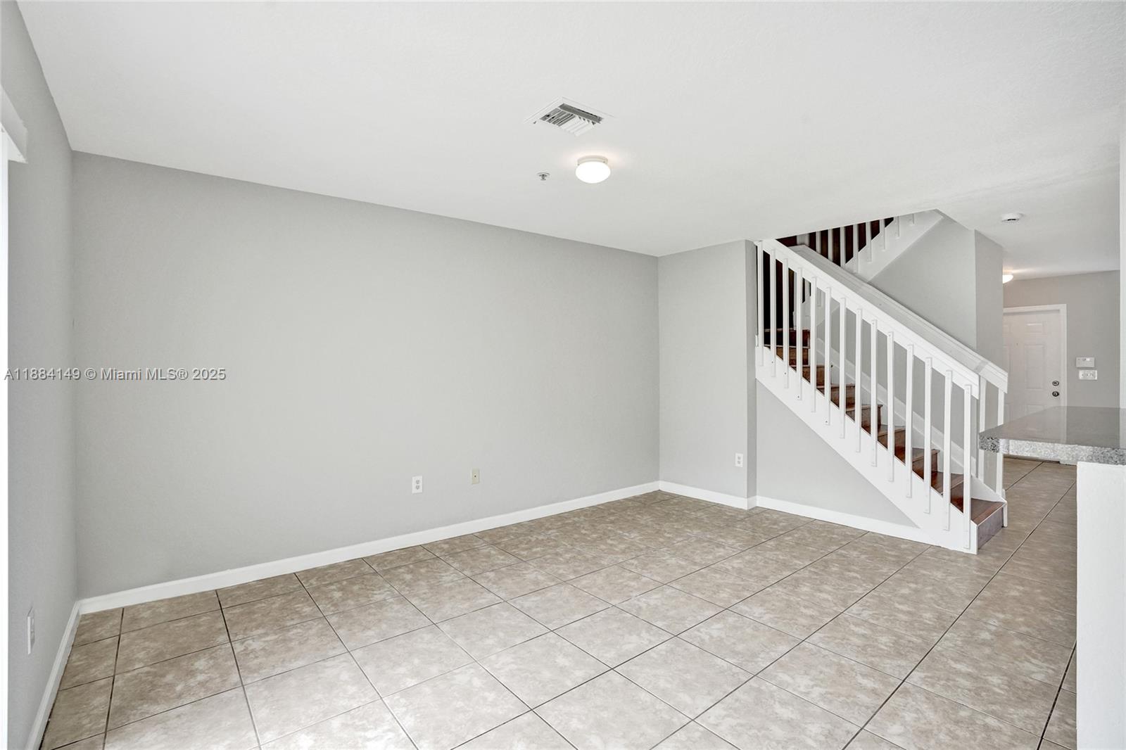 HOLLYWOOD RIDGE FARMS 2-1 - Residential Lease