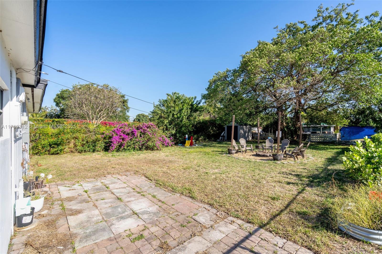 HOLLYWOOD BEACH HEIGHTS S - Residential