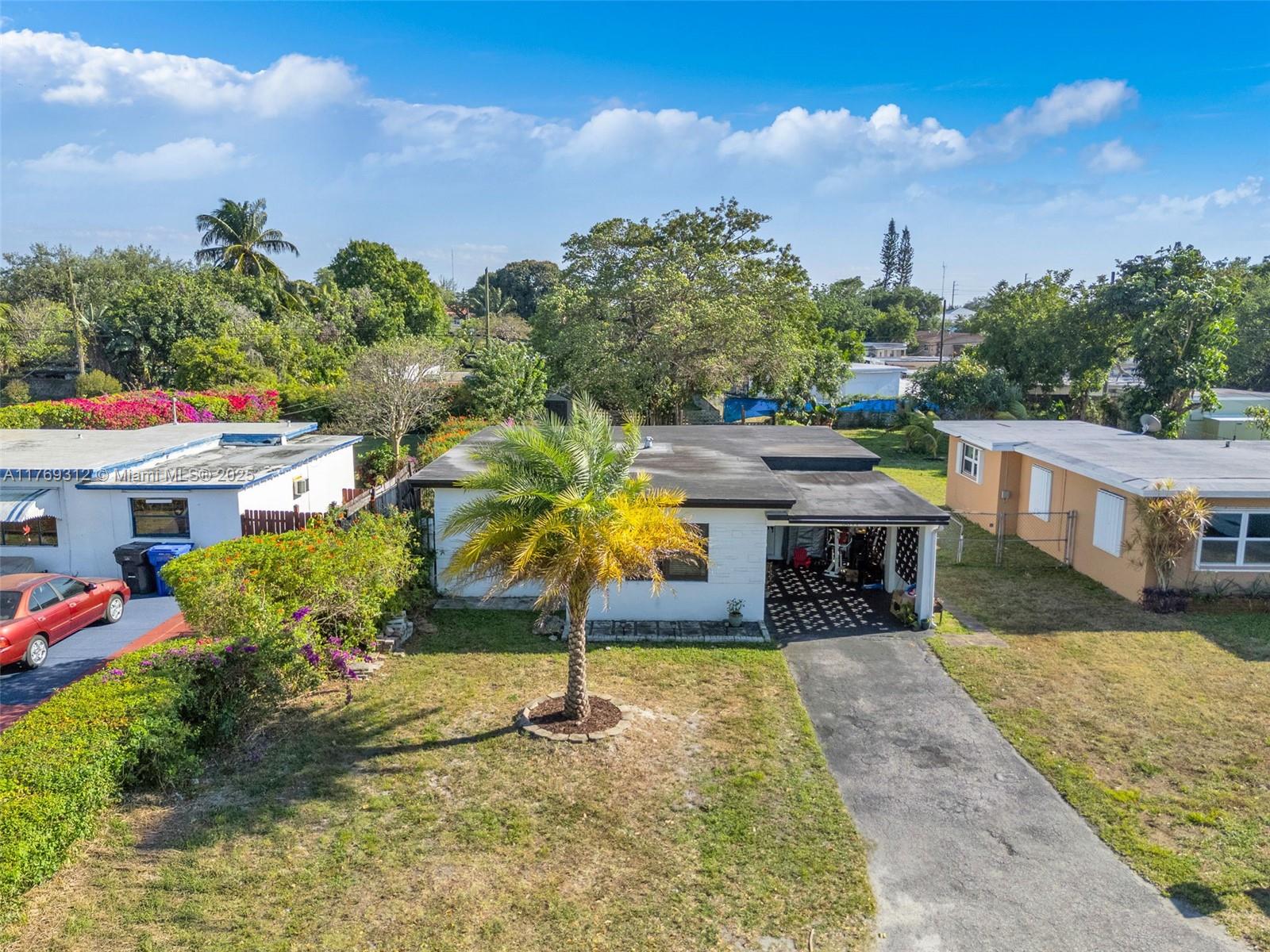 HOLLYWOOD BEACH HEIGHTS S - Residential