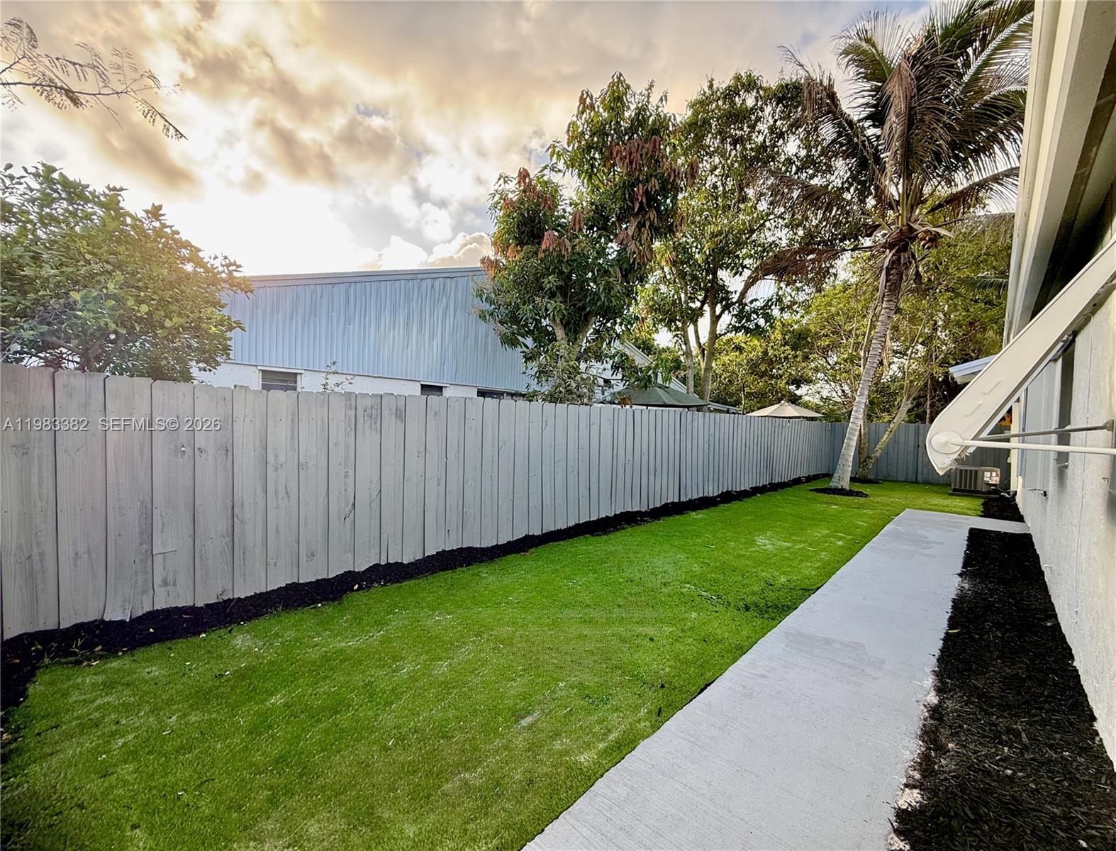 PINE TRAIL SEC 3 - Residential