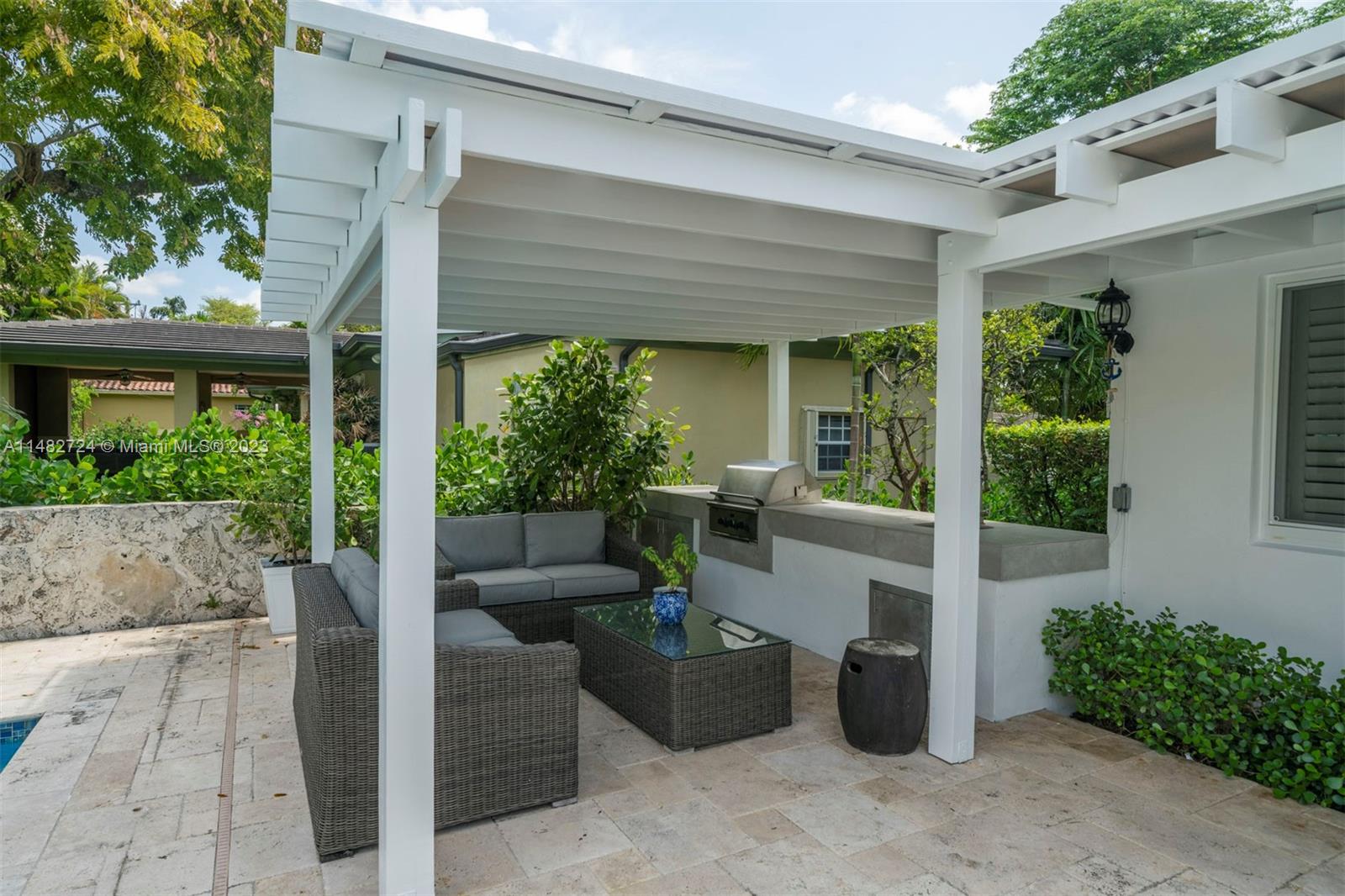 CORAL GABLES RIVIERA SEC - Residential