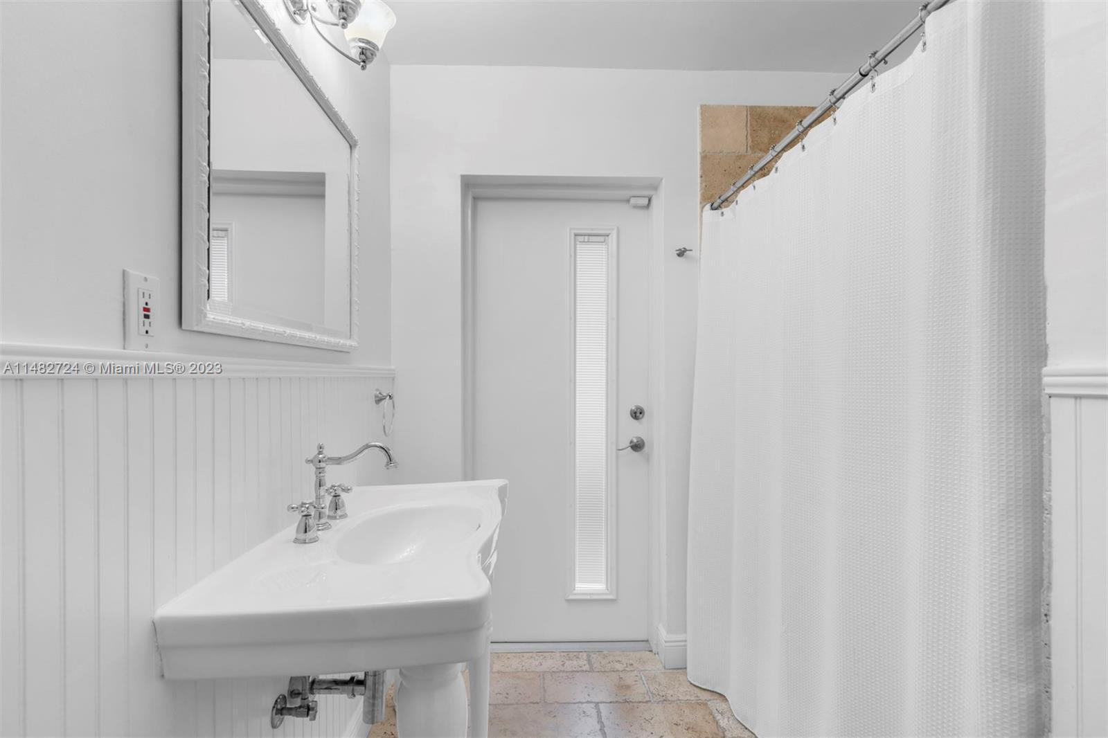 CORAL GABLES RIVIERA SEC - Residential