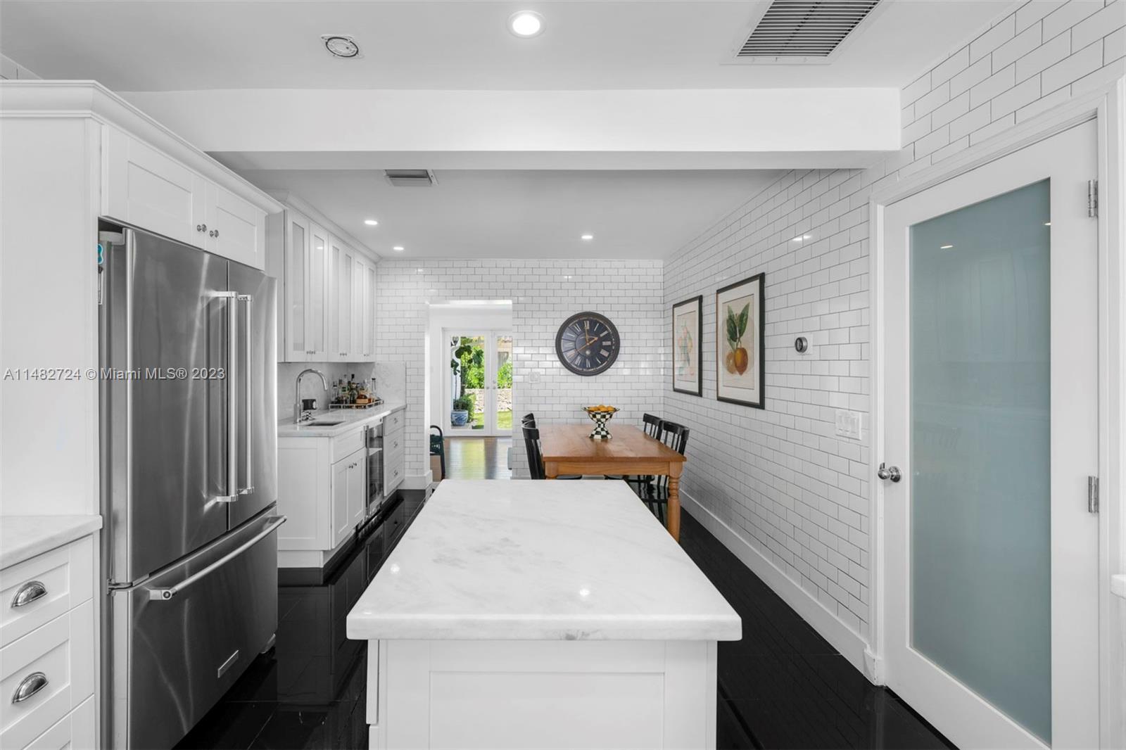 CORAL GABLES RIVIERA SEC - Residential