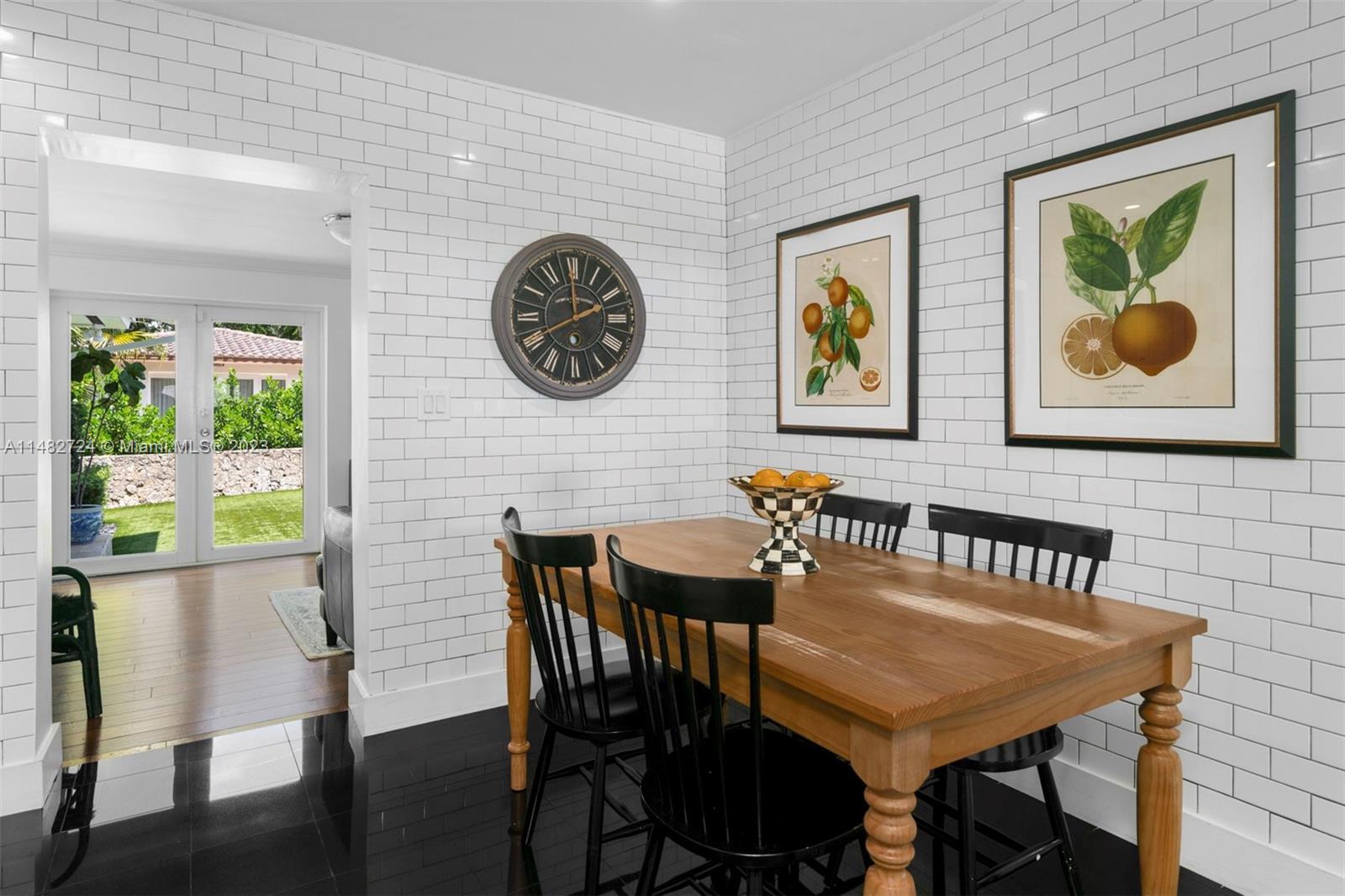 CORAL GABLES RIVIERA SEC - Residential