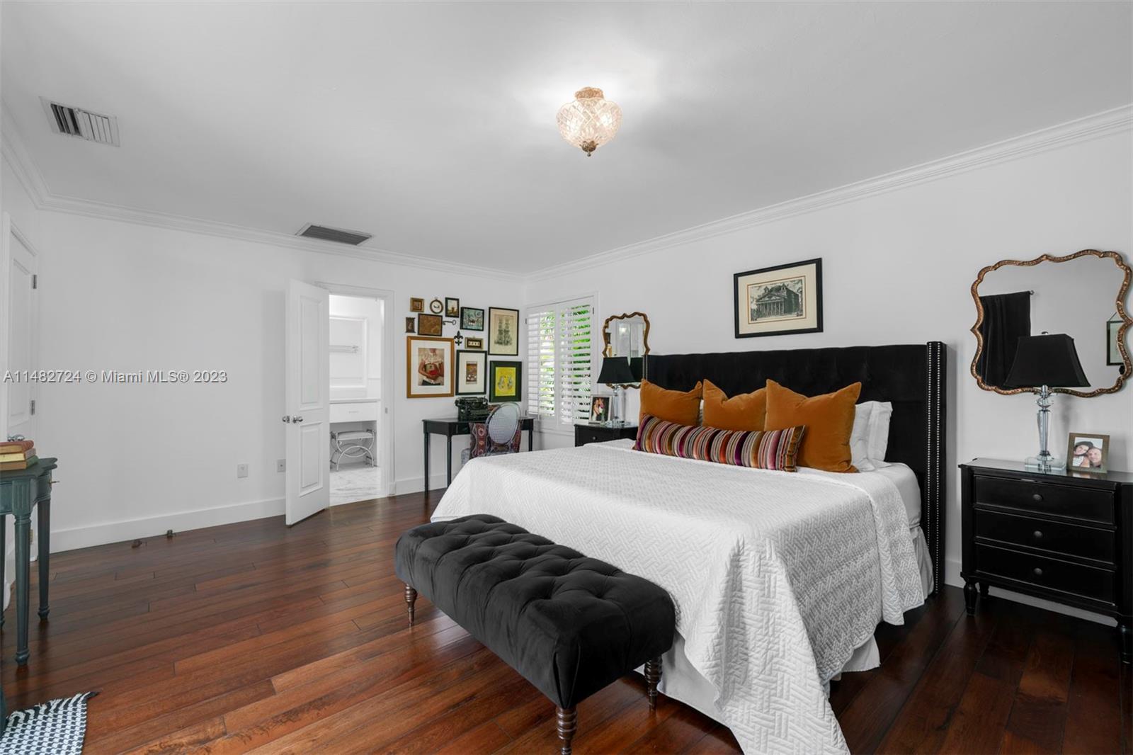 CORAL GABLES RIVIERA SEC - Residential