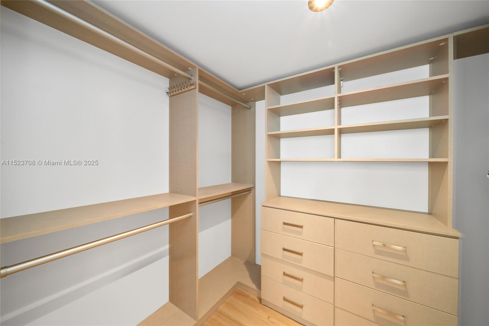 VILLA DI MARE CONDO - Residential