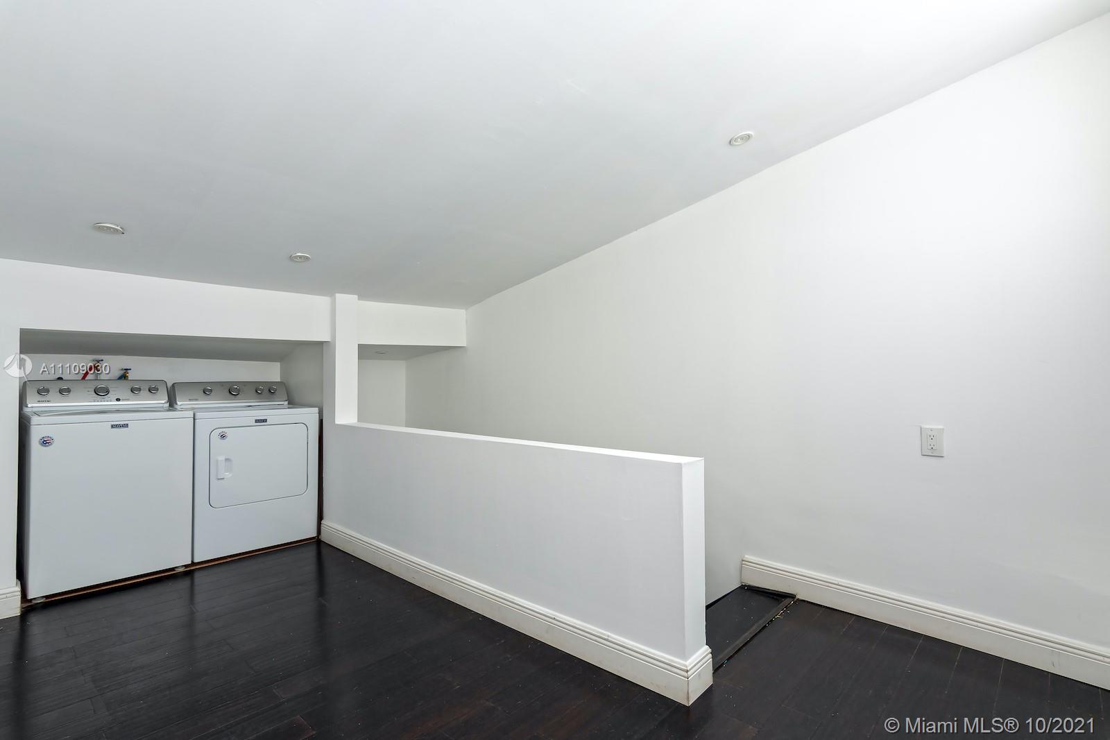 SNUG HARBOR - Residential