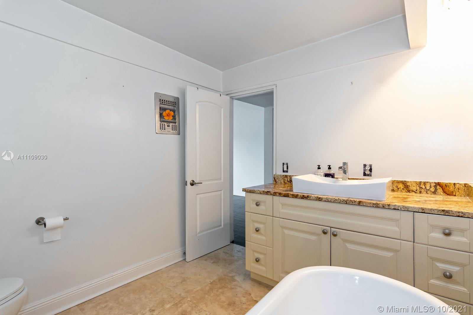 SNUG HARBOR - Residential