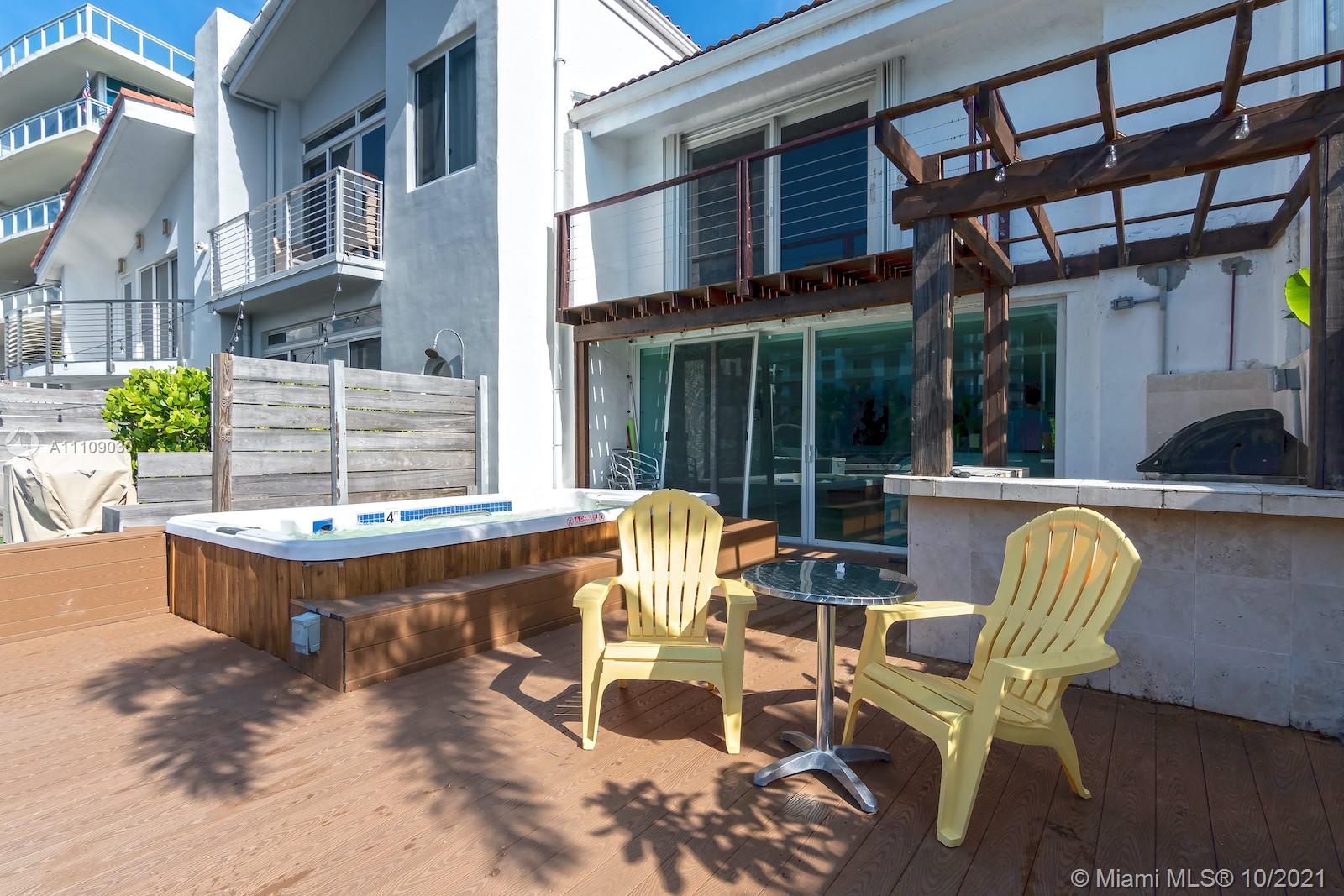 SNUG HARBOR - Residential