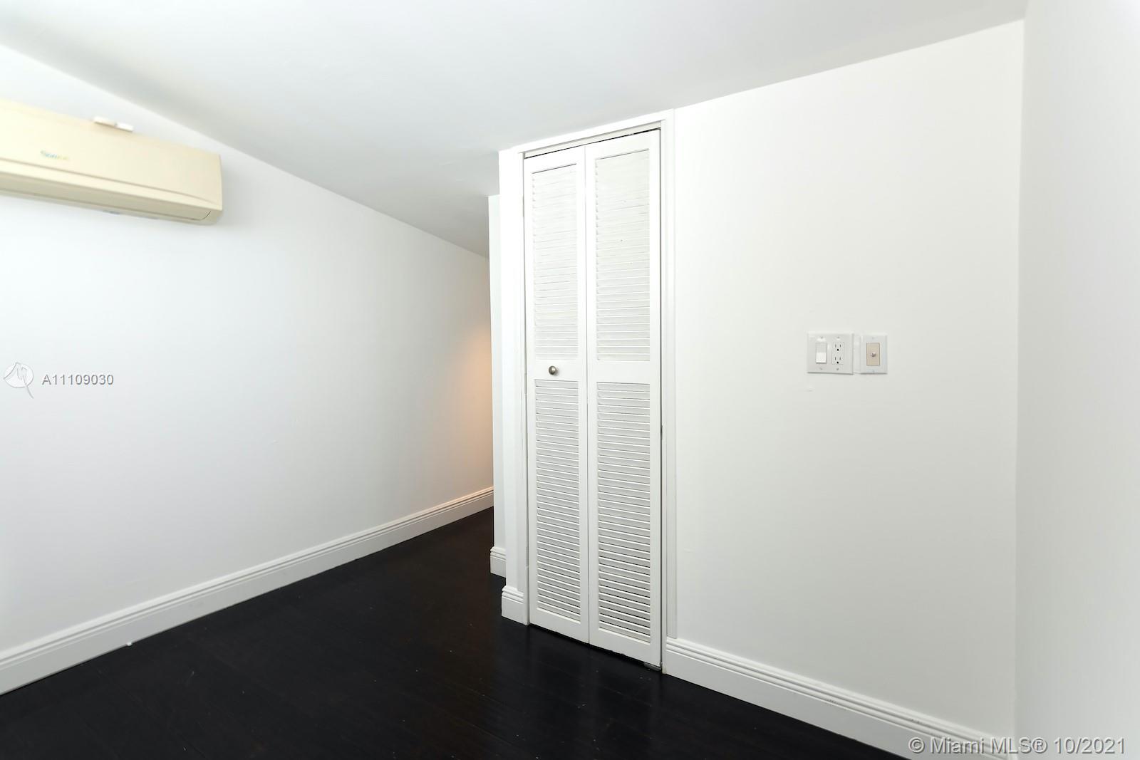 SNUG HARBOR - Residential
