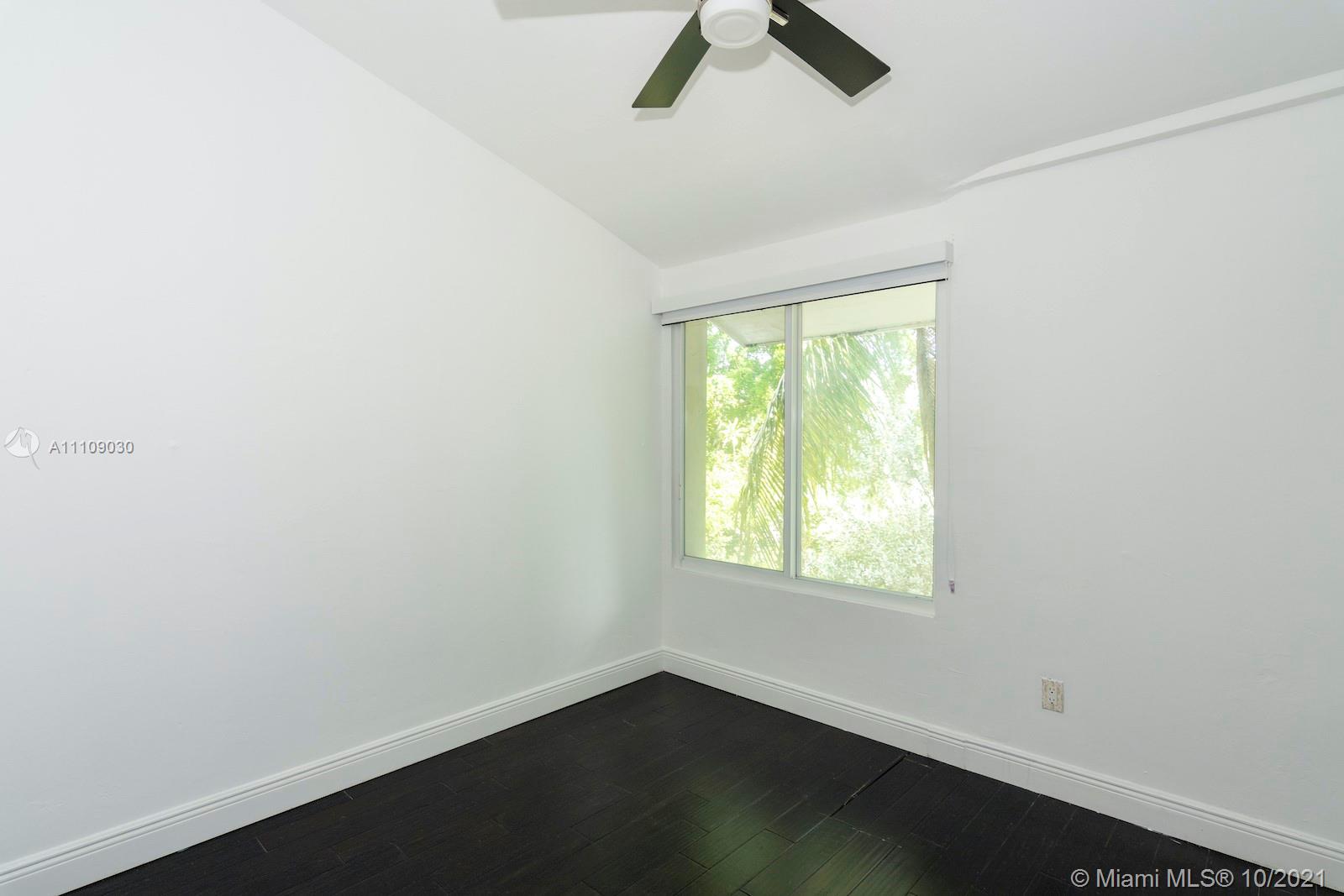 SNUG HARBOR - Residential