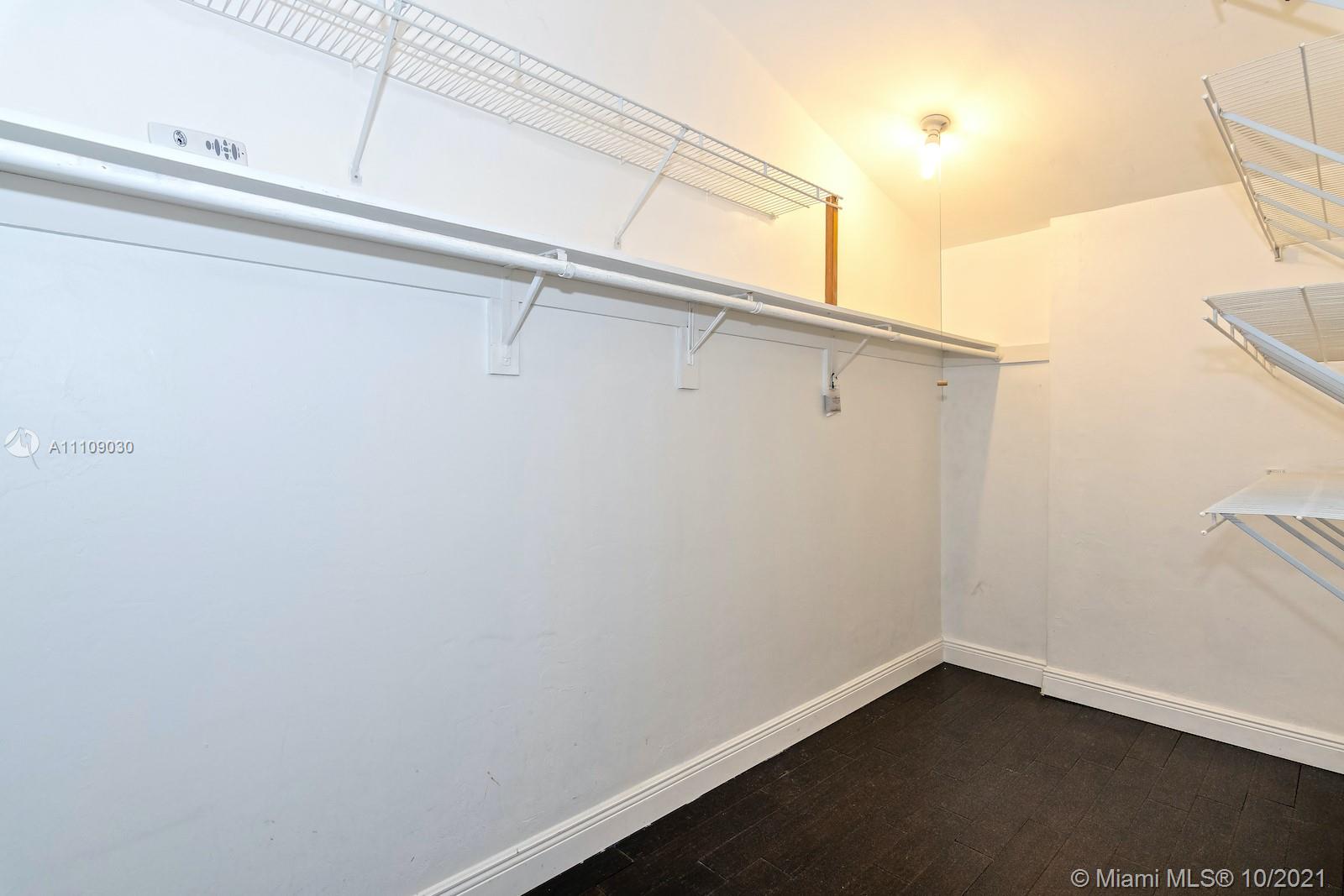 SNUG HARBOR - Residential