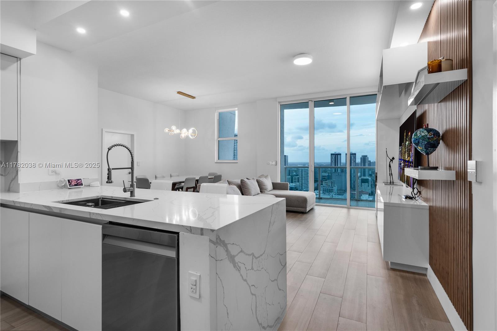 Rental Property at 31 Se 5th St 4315, Miami, Broward County, Florida - Bedrooms: 3 
Bathrooms: 3  - $6,750 MO.