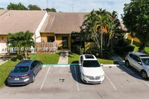 455 NE 210th  Ter Miami FL 33179