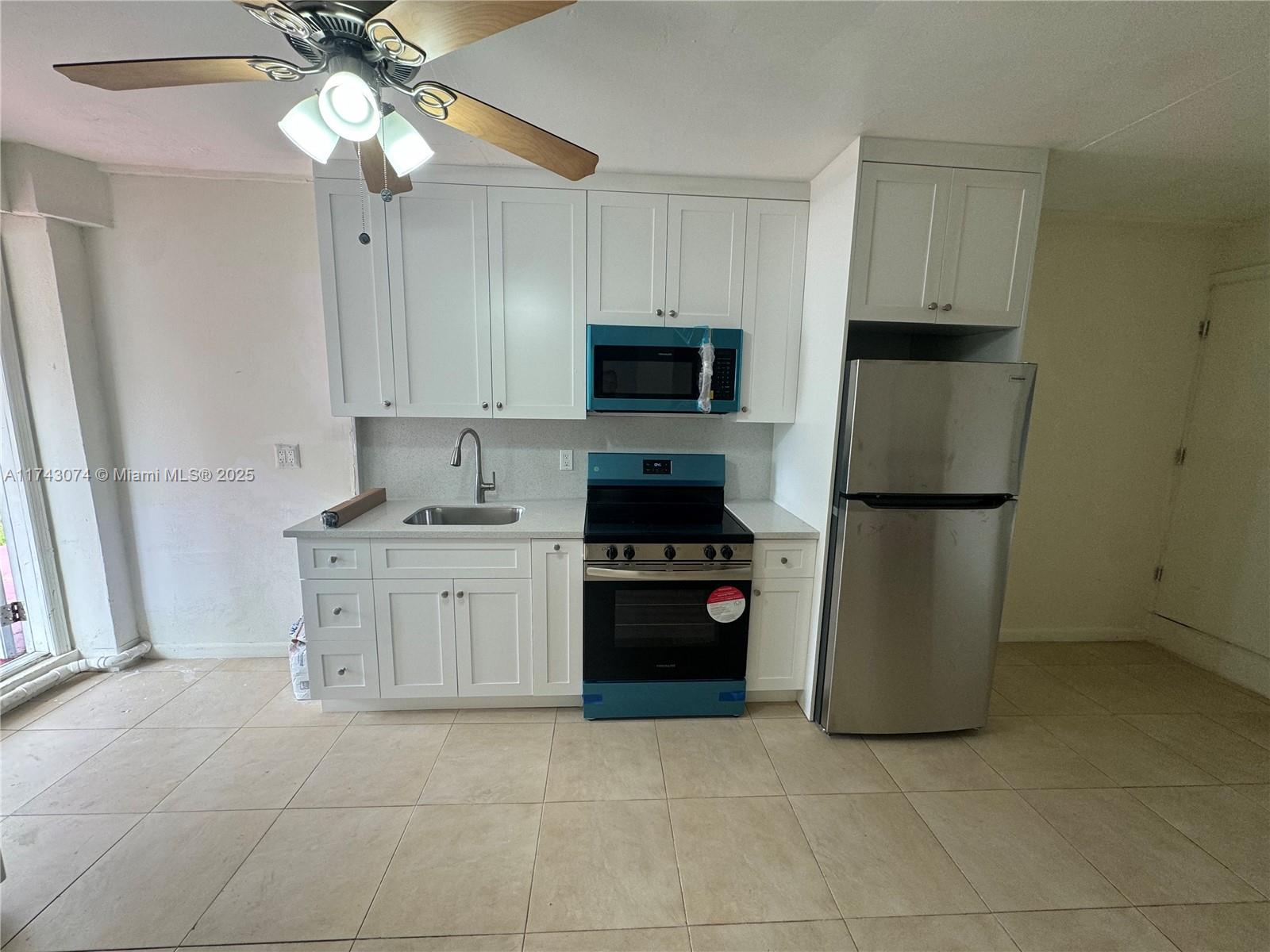 Spacious 1/1 efficiency! Open concept kitchen, dinning and living room as soon as you walk in. Be the first to cook in the kitchen featuring brand new white cabinetry, quartz countertops and stainless steel appliances. Comfortable and separate bedroom with armoire. Internet, electricity, landscaping and water included in the rent amount.