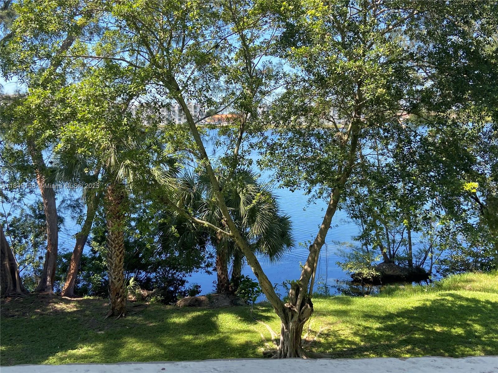 SAMARI LAKE EAST CONDO - Residential
