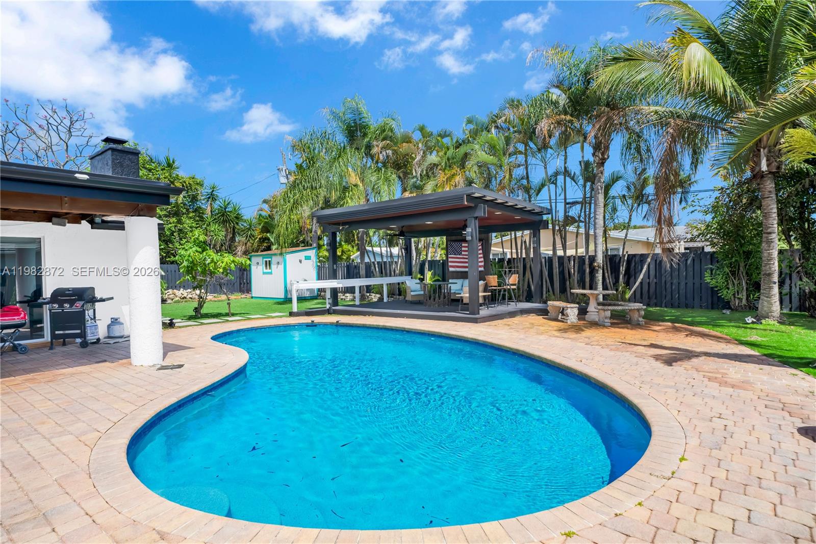 MICKELS 3RD ADD TO WILTON - Residential Lease