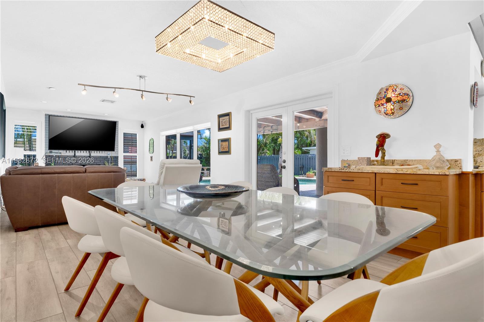 MICKELS 3RD ADD TO WILTON - Residential Lease