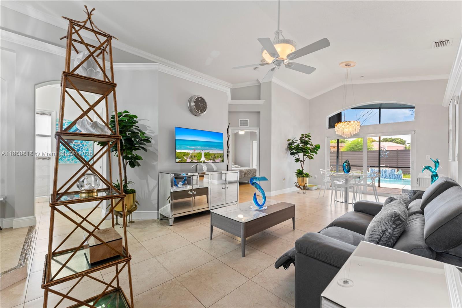 EMERALD OAKS - Residential