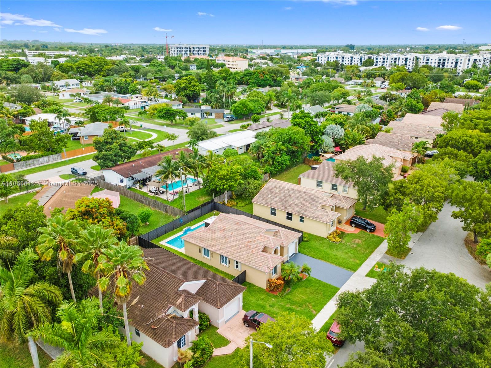 EMERALD OAKS - Residential