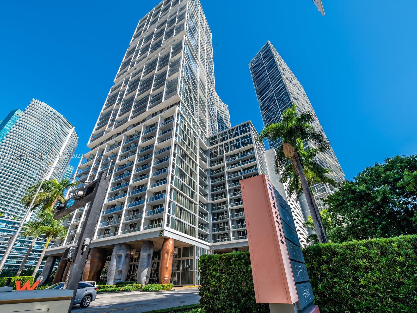 Miami, Florida 33131, United States, 2 Bedrooms Bedrooms, ,2 BathroomsBathrooms,Residential,Active,74093